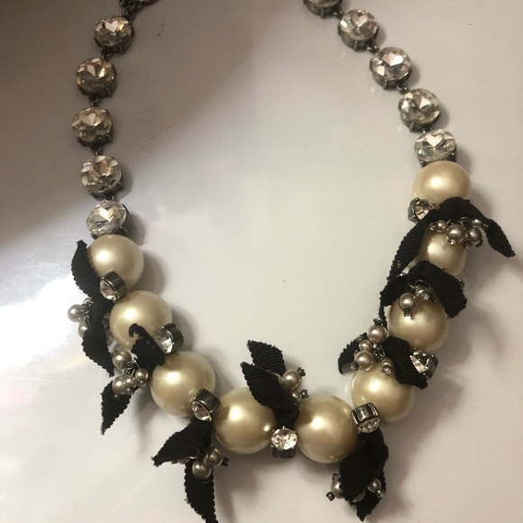 Ann Taylor Jewelry - Ann Taylor Faux Pearl Ribbon and Jewel Necklace